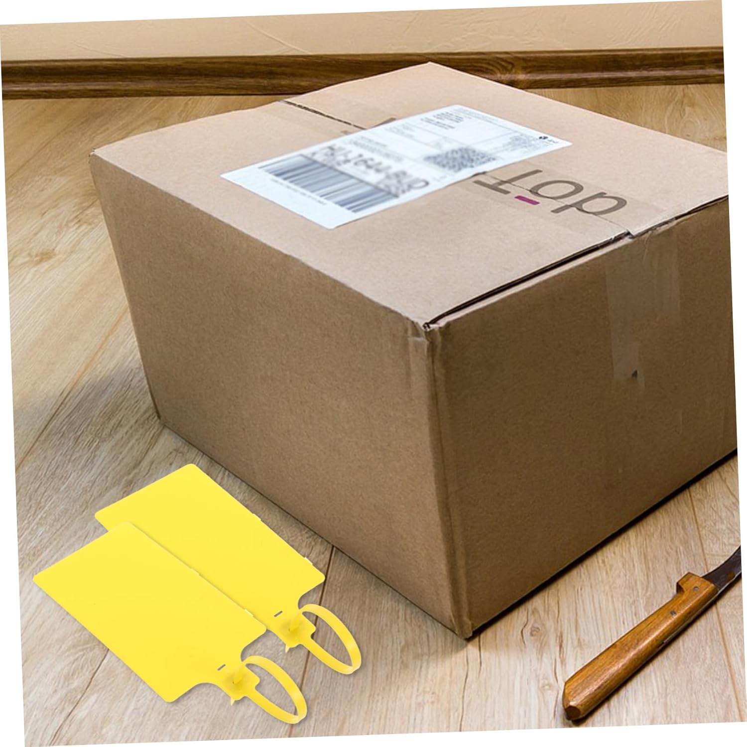 Veemoon 100Pcs Plastic Shipping Labels Tags with String 5.8X100Mm Cable Labeling Tags for Luggage and Industrial Packaging