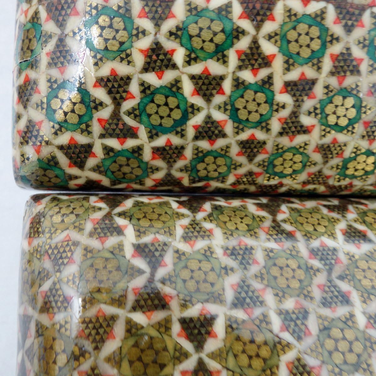 イランの寄木.象嵌細工 ハータムカーリー　ティッシュボックス イランの寄木.象嵌細工 ハータムカーリー ティッシュボックス イランの