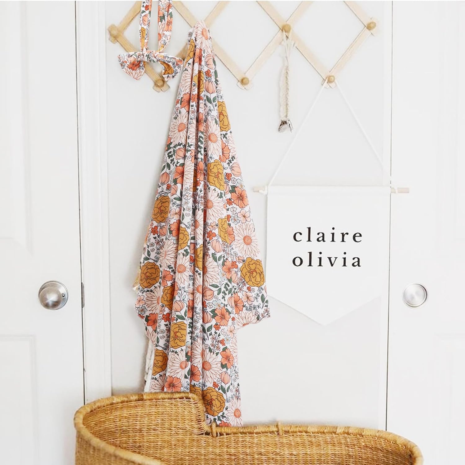 BQUBO Baby Girl Newborn Floral Receiving Blankets with Bow Hat Headband Wooden Birth Announcement Card Set Newborn Baby Swaddling Hats Sleepsack Toddler Warm Shower Gift - Image 5