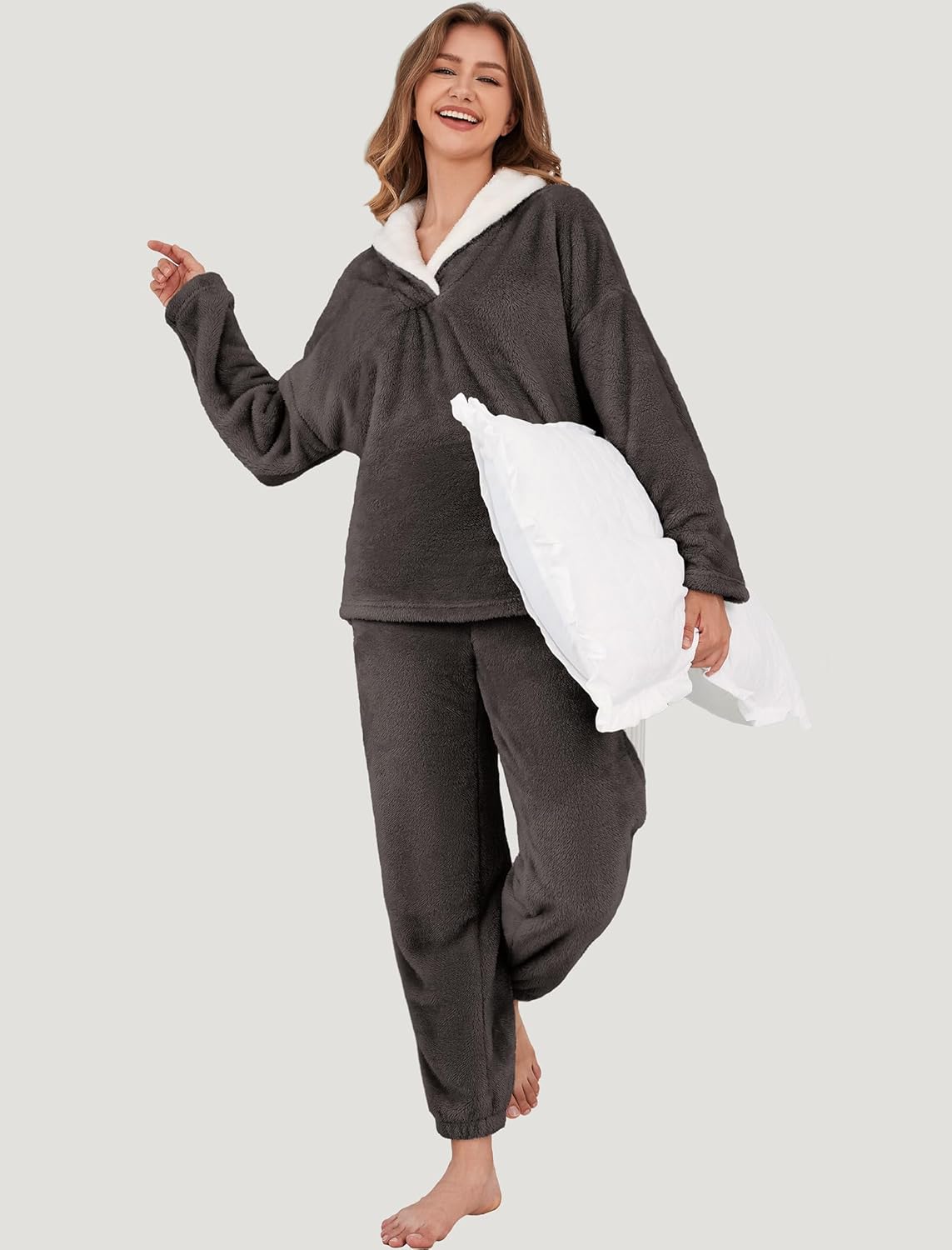 Women' s Fluffy Pajamas Set Warm Fleece 2 Piece Pjs Set Pullover Pants Fuzzy Flannel Loungewear Set Winter Clothes - Image 4