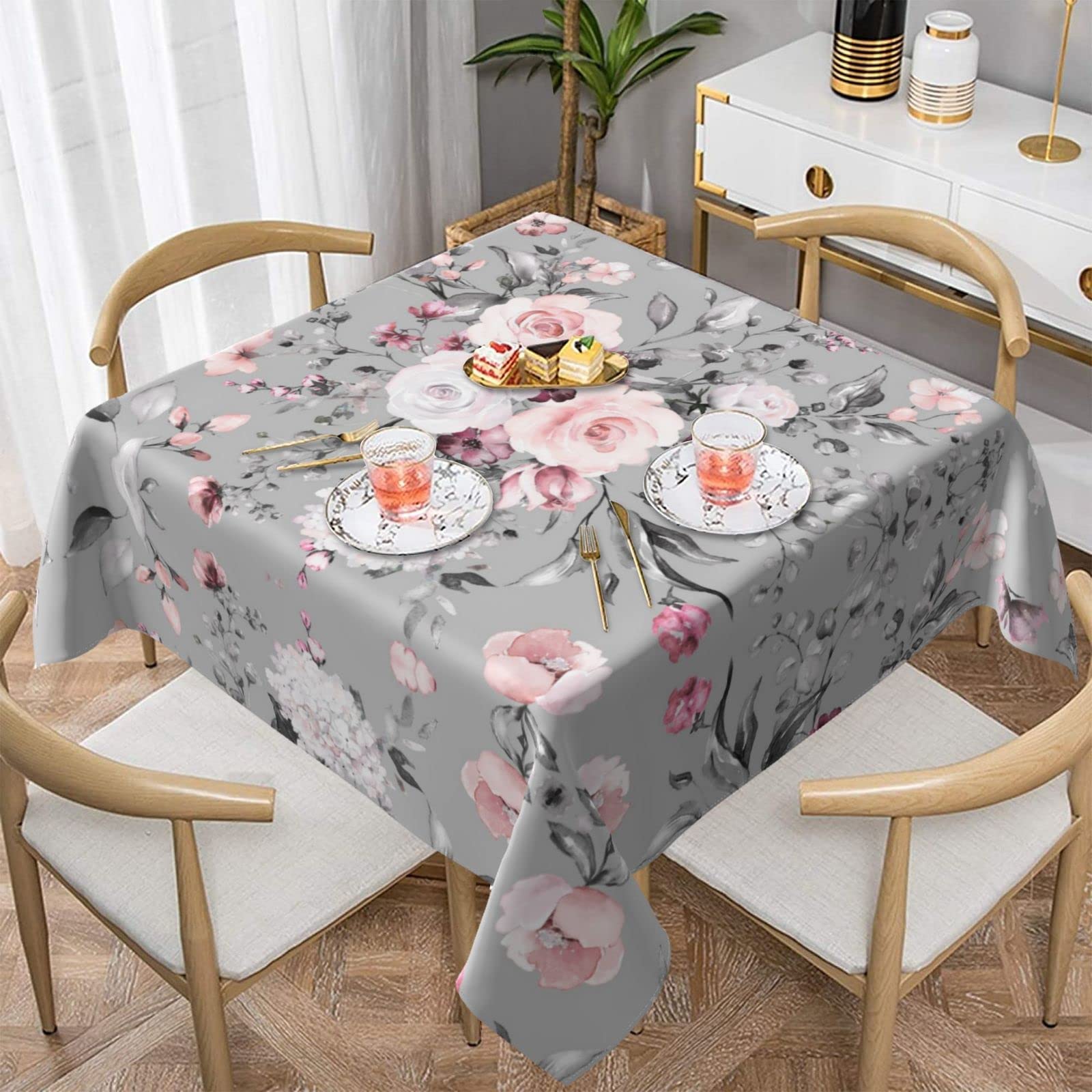 Nappe carrée décorative pour table de cuisine lors de vos repas conviviaux en famille