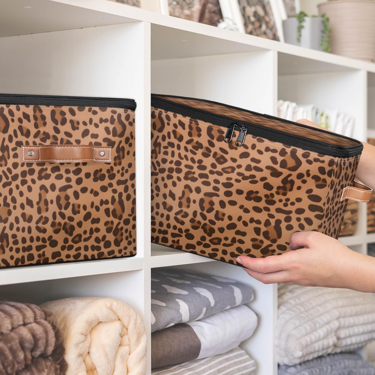 Storage Bin Set of 2 Animal Print Storage Basket with Zipper Lid & Handle Foldable Closet Shelf 2 Pack Cloth Organizer Basket Cube Bins Clothes Organizer for Bedroom, Nursery