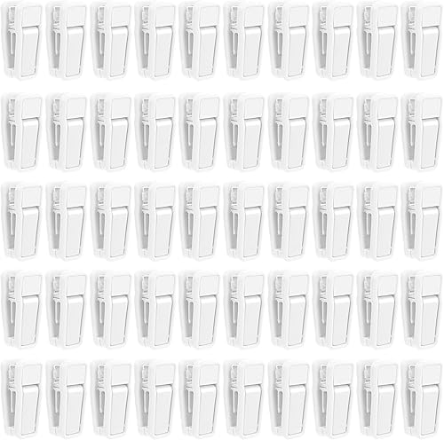 Blcculi 50 clips de plástico para colgar bebés, agarre fuerte para perchas delgadas y de terciopelo (blanco)