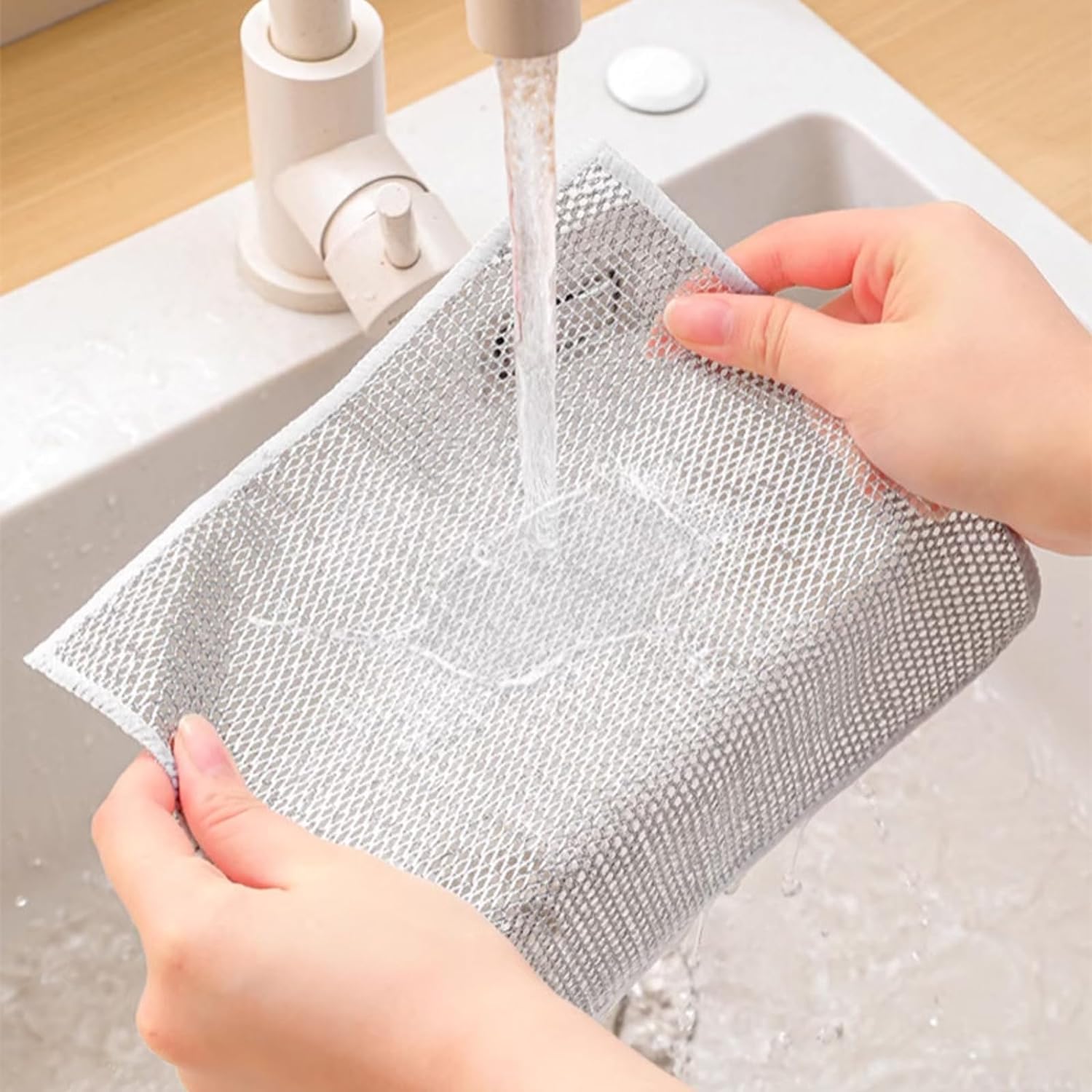 BOGOTA 6 Pack Non-Scratch Wire Dishcloth, Multipurpose Wire Dishwashing Rags for Wet and Dry, Wire Cleaning Cloths, Non-Scratch Wire Dishcloth, Silver Wire Mesh Knit Cleaning Cloth