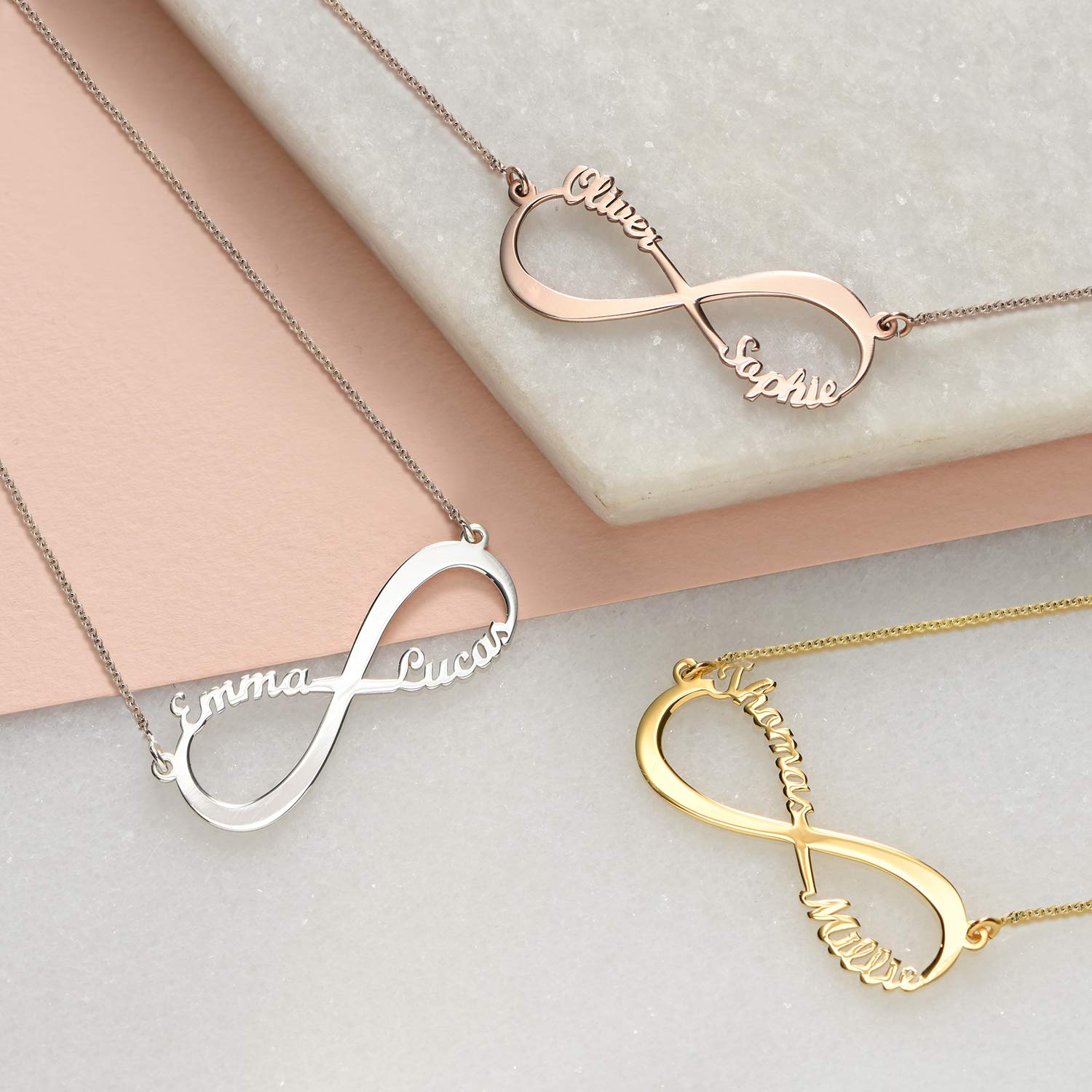 MyNameNecklace MYKA Collar Infinito Personalizado con Nombres en Plata - Regalo para Ella, Regalos para Mamás