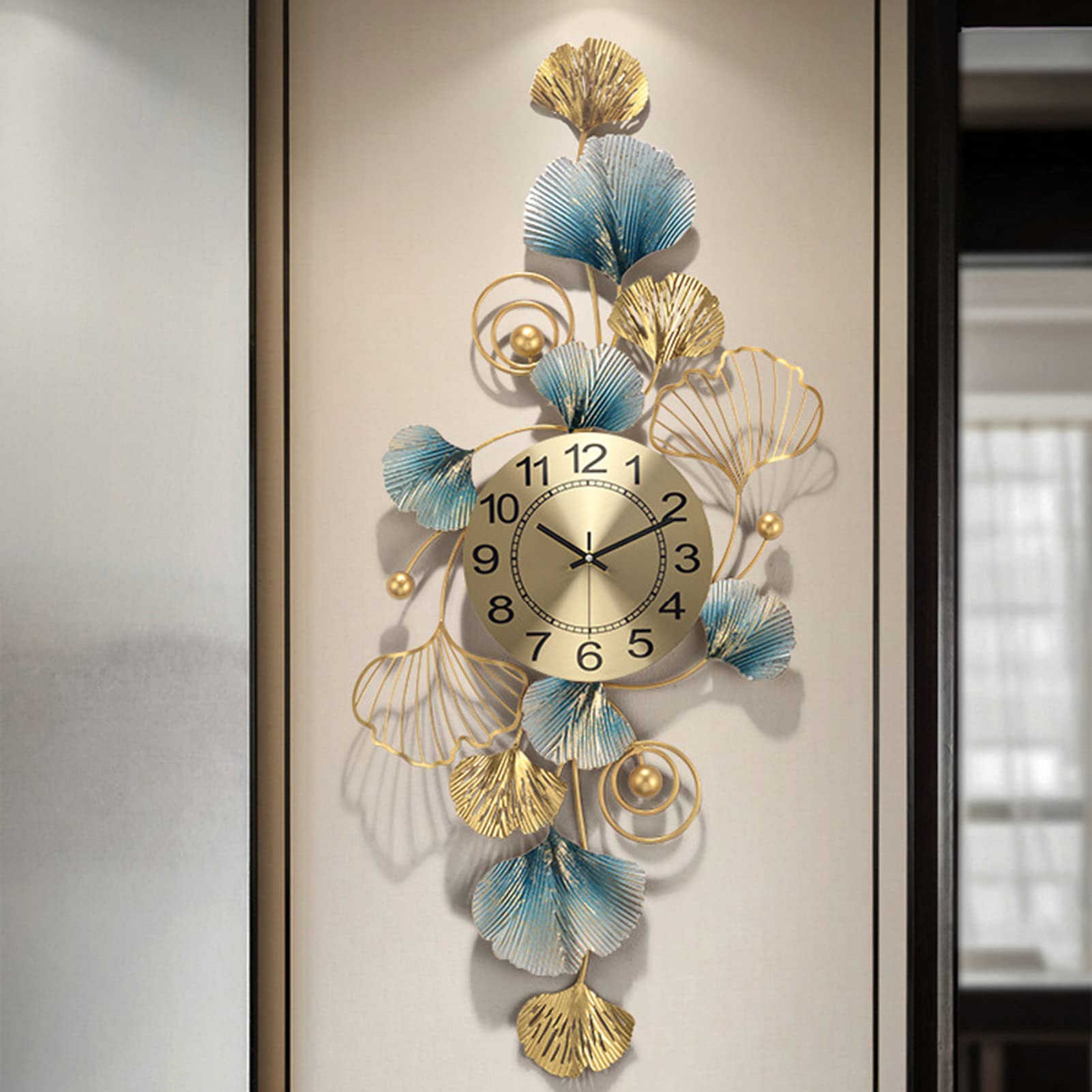 Wall Clock Modern Art Wall Clock Oversized Metal Ginkgo Leaves Wall Clock, Battery Operated Quartz Clock, Natural Art Decoration for Kitchen Dining Room Bedroom Wall Decor Clock, B 99x41cm