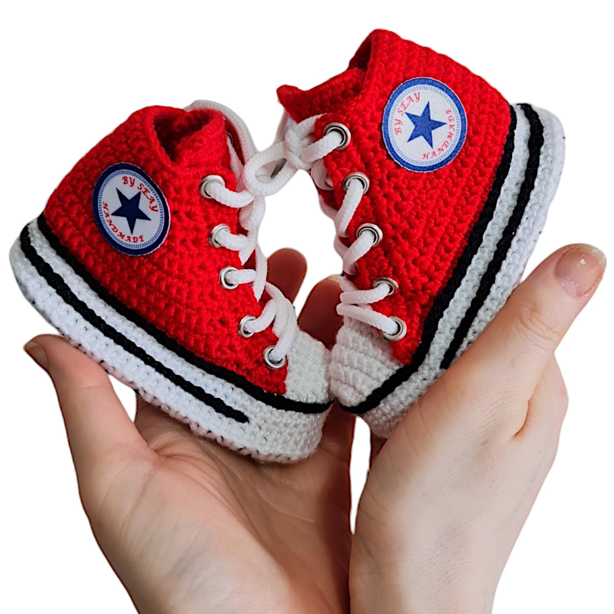 Personalisierte Rote Baby Sneaker aus Bio-Wollmischung - Handgefertigte Lauflernschuhe für die Ersten Schritte - Umweltfreundliches Geschenk zur Geburt & Babyparty - Unisex 0-24 Monate