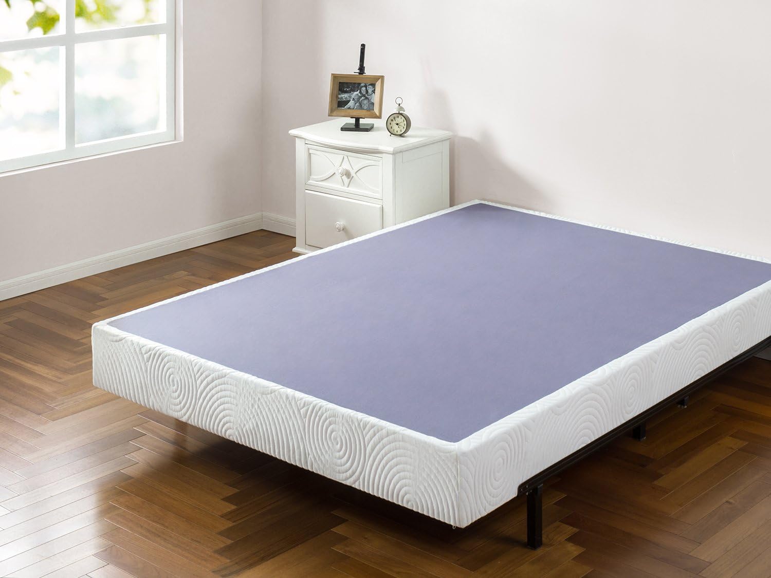 Zinus 7.5 inch Standard Profile Metal Smart Box Spring/Mattress Foundation/Wood Slat Support/Easy Assembly, Queen