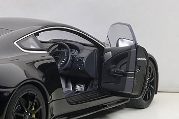 Amazon | AUTOart 1/18 アストンマーチン V12 ヴァンテージ S 2015