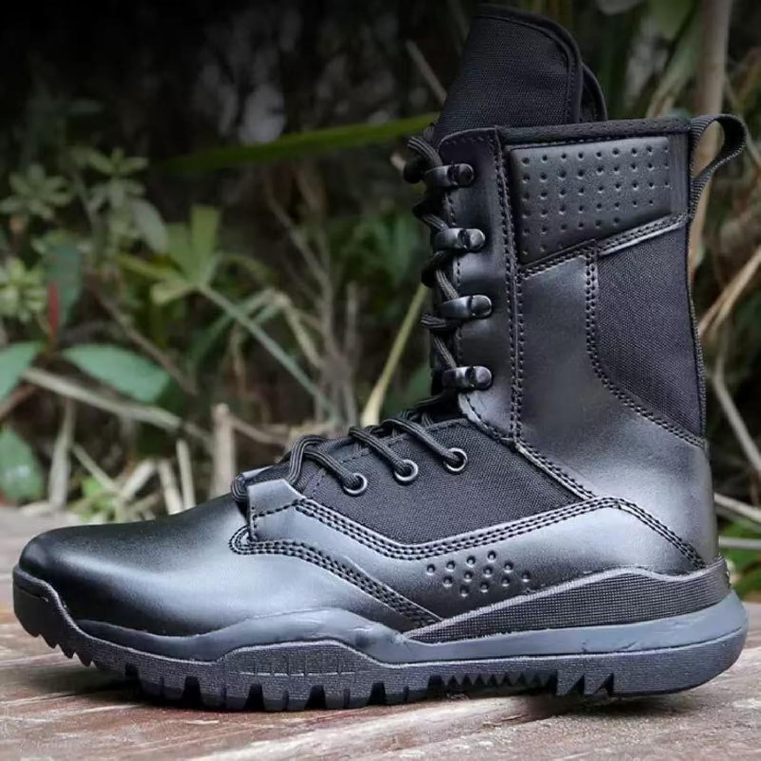Men's Suede Leather High Top Lace Up Military Tactical Boots Lightweight Breathable Non Slip Outdoor Hiking Combat Boots For Outdoor Mountaineering Trekking Commando Army Desert Jungle Backpacking