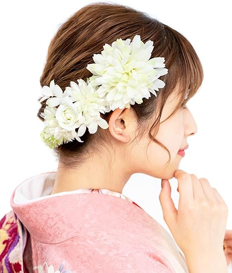 Amazon Co Jp ソウビエン 髪飾り 成人式 卒業式 白 クリームホワイト 花 ワイヤー入り コーム ジュエリー