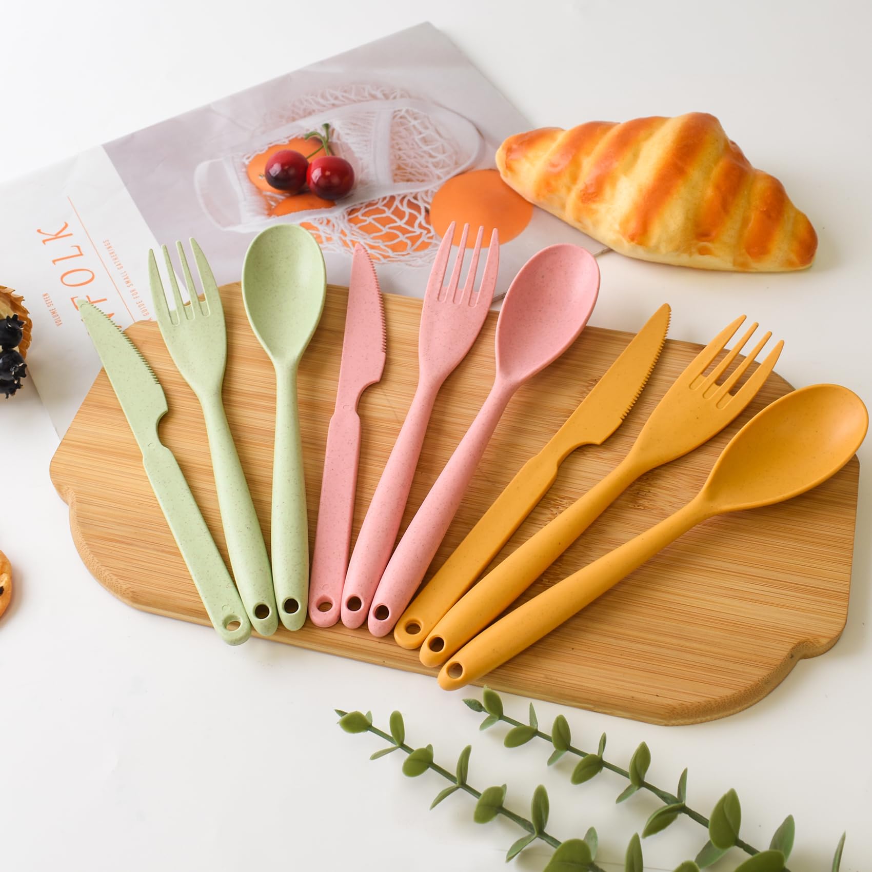 Knives Spoons and Forks Set, JINGIHE 8 Sets Large BPA Free Reusable Travel Utensils, Plastic Cutlery set Portable Lunch Tableware for Kids Adults Camping School Outdoor Picnic Office Daily Use(8in)