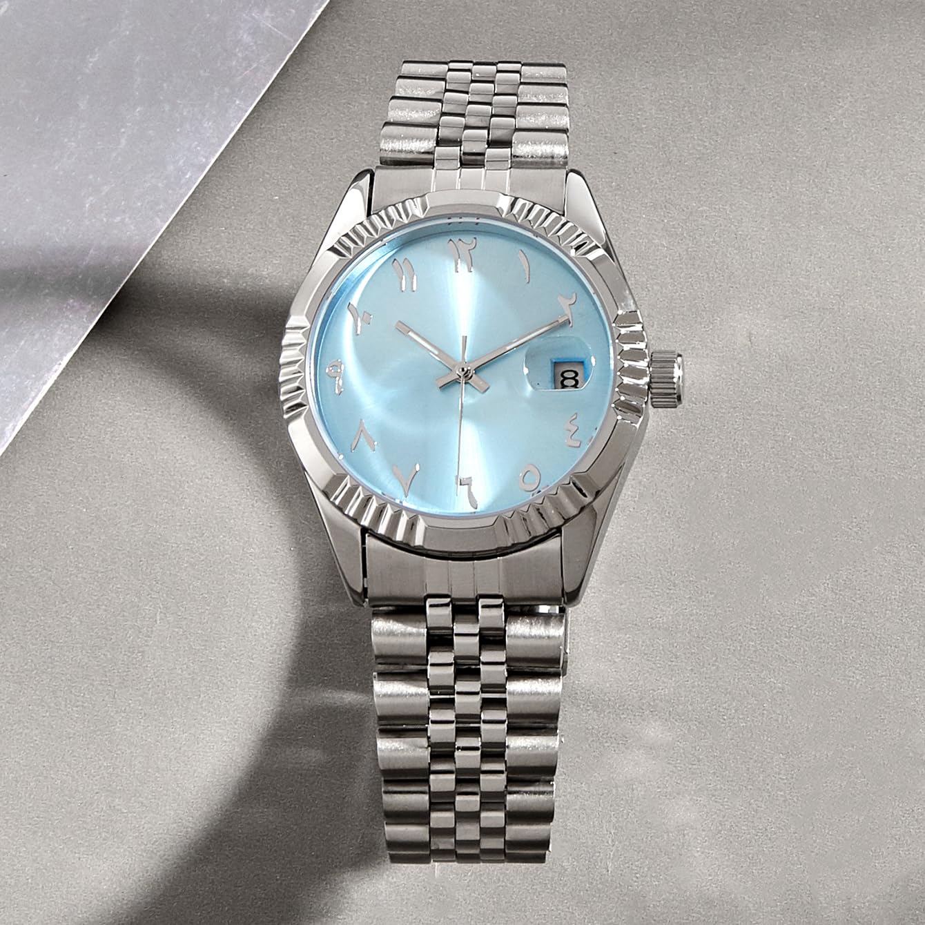 Boyarca Herren-Armbanduhr mit arabischen Ziffern, mechanisches Zifferblatt, automatisches Uhrwerk, 38 mm, Herren-Armbanduhr, Edelstahlarmband mit leuchtendem, wasserdichtem Datum, Hell, blau