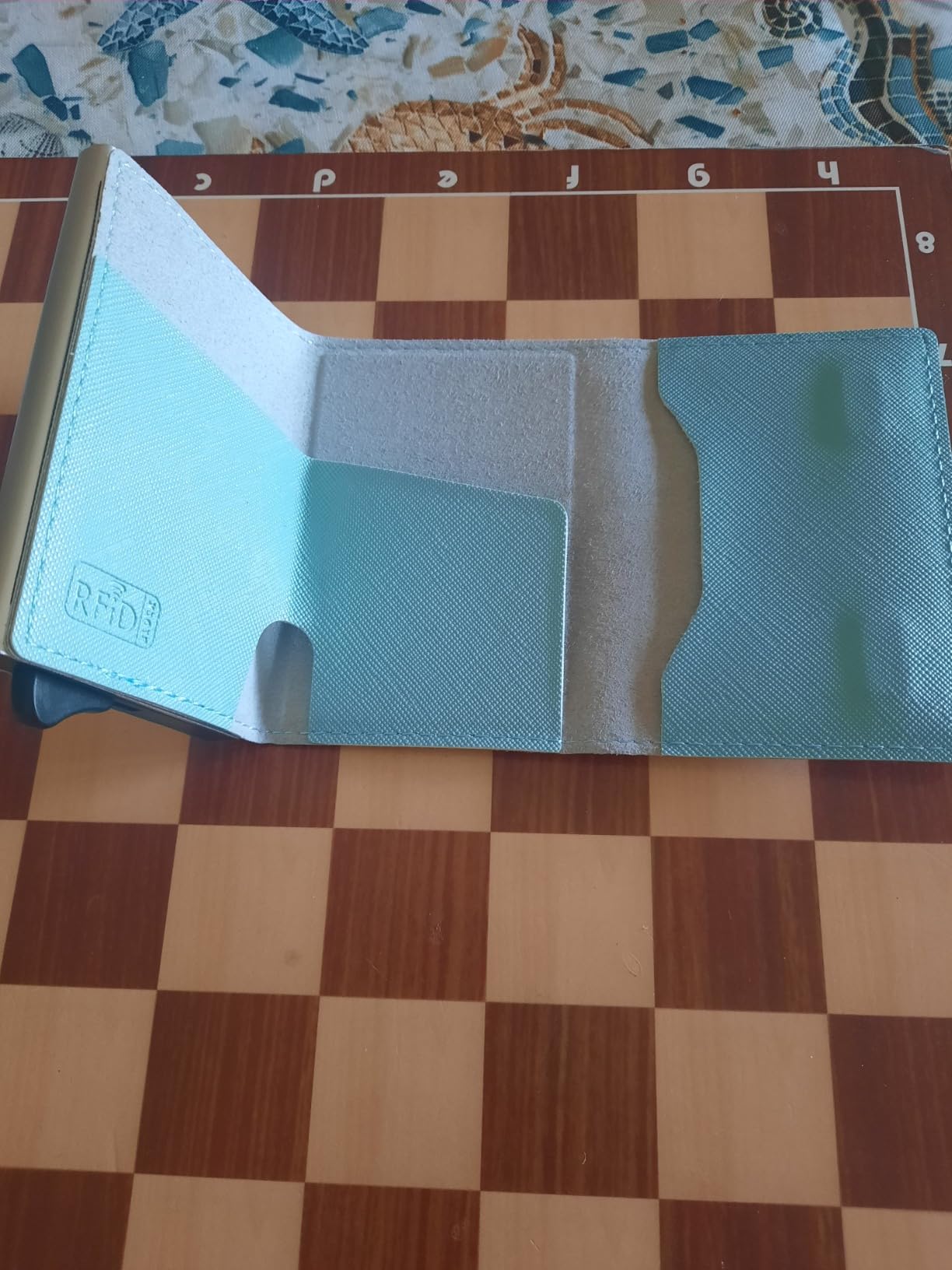 MAGNETIC Saffiano Portafoglio in Vera Pelle Protezione RFID Blu