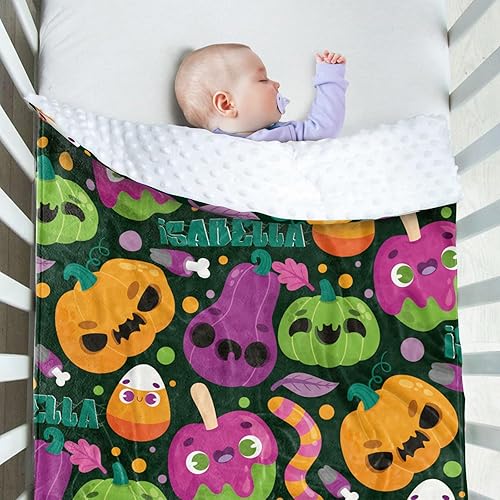 Miniatura 3 de Manta de Halloween personalizada, diseños de dibujos animados con nombre personalizable, manta de franela de felpa suave con respaldo punteado de