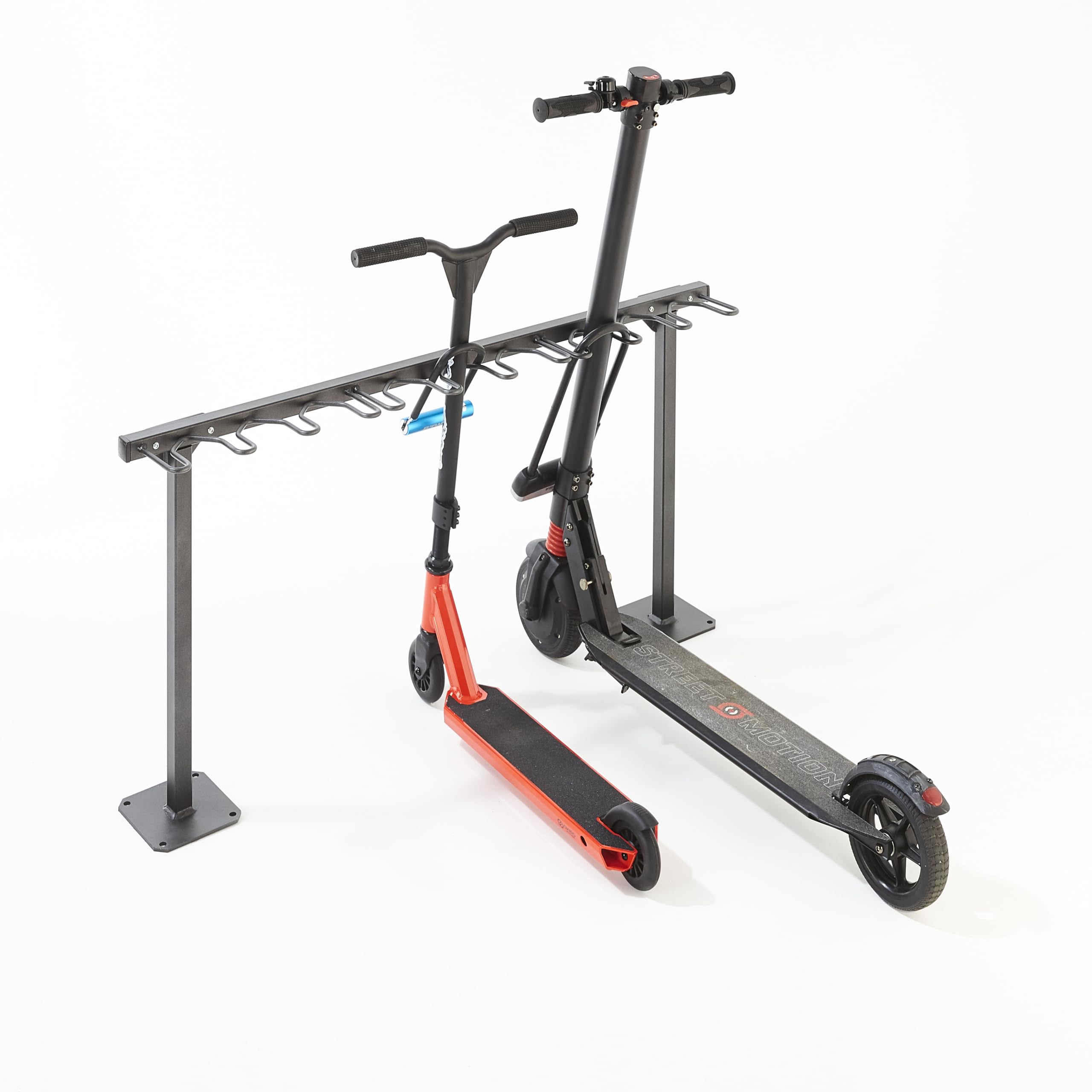 Soporte de 9 patinetes modelo en tierra M509S