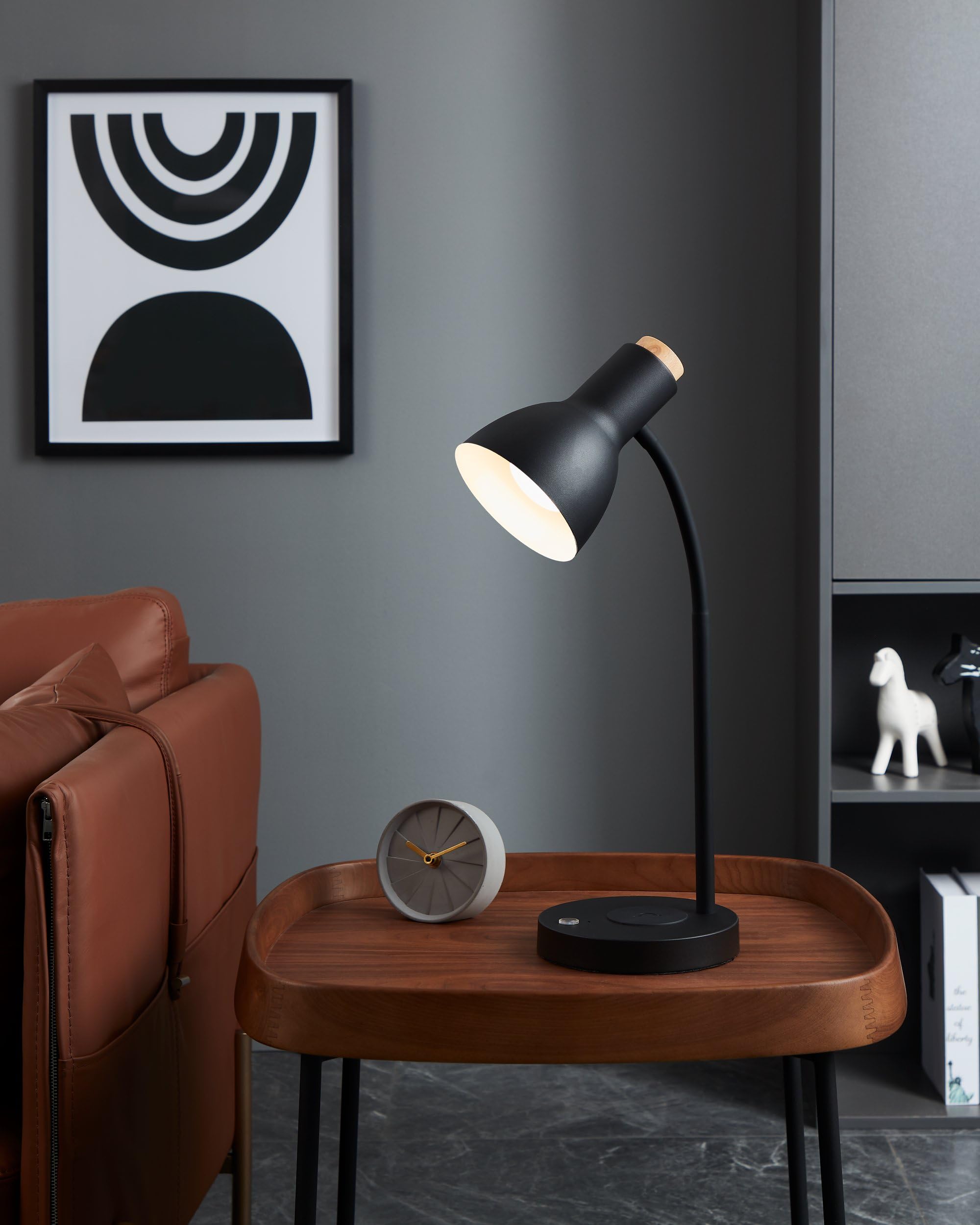 EGLO LED Tischlampe Veradal-QI, Nachttischlampe mit QI-Ladefunktion | Tischleuchte Touch dimmbar aus Holz in Natur, Metall in Schwarz und Creme, Schlafzimmer Tisch Lampe, warmweiß