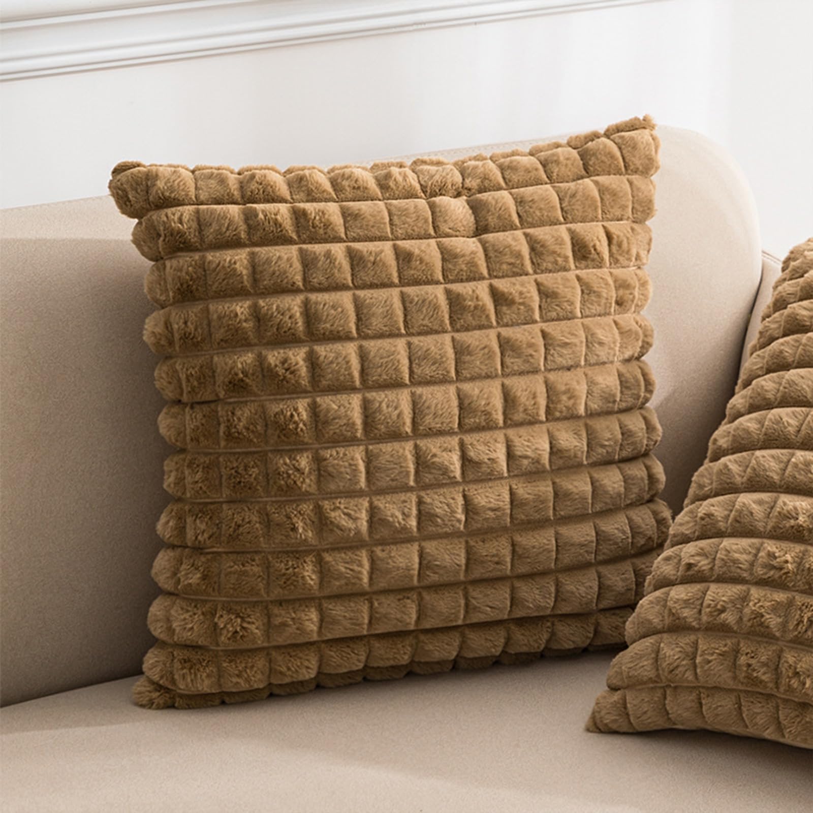 Housses de coussin décoratif en peluche courte avec finition haut de gamme