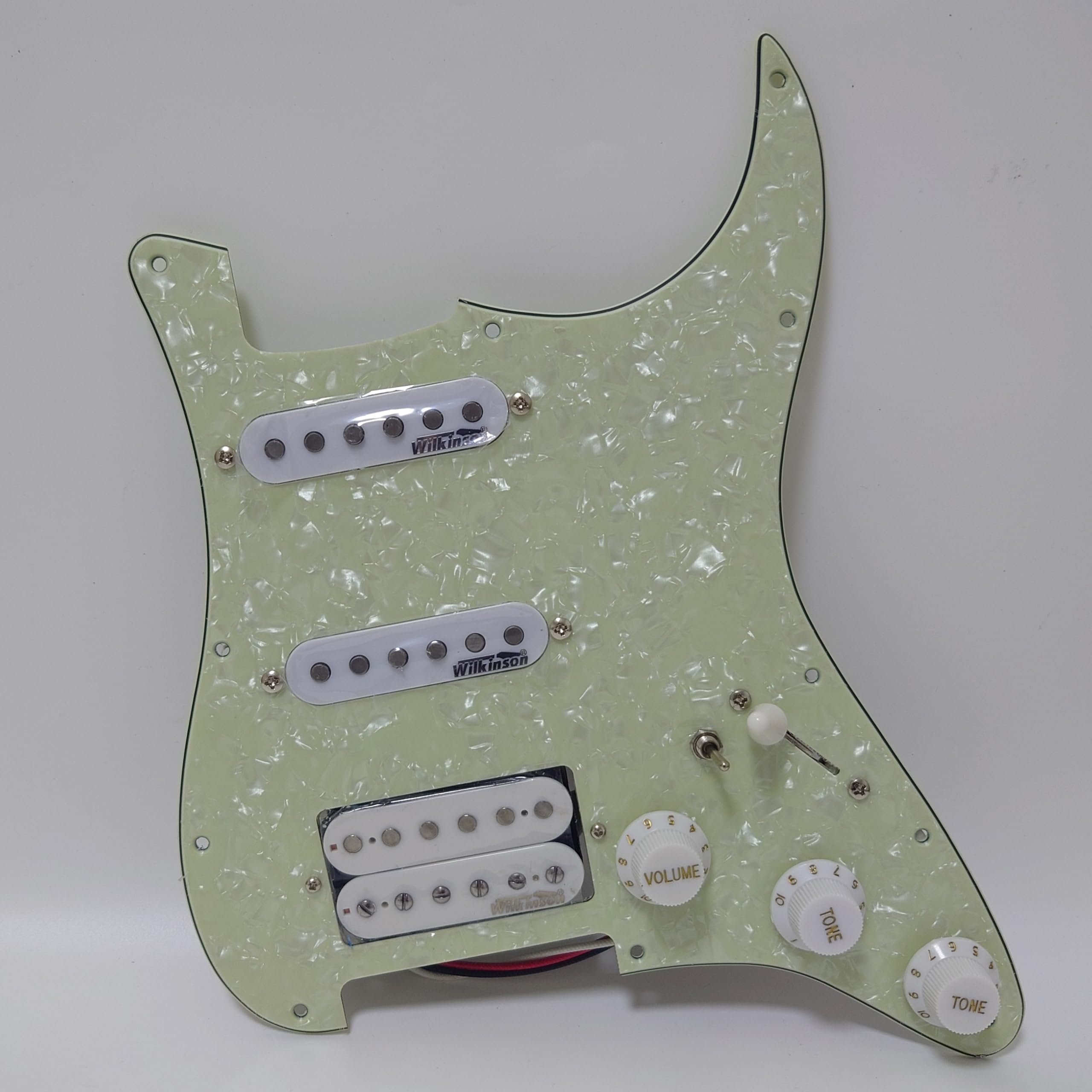 Golpeador precableado para guitarra, SSH Alnico 5 pastillas Humbucker, placa de rasguño de 3 capas para piezas de repuesto de guitarra Fender Stratocaster (perla verde clásico)