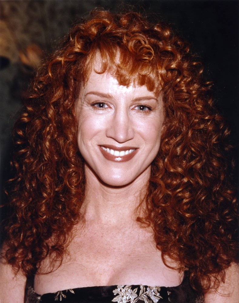 Amazon.com: Kathy Griffin Smiling in Black Sleeveless Dress Photo Print (24  x 30): Posters & Prints