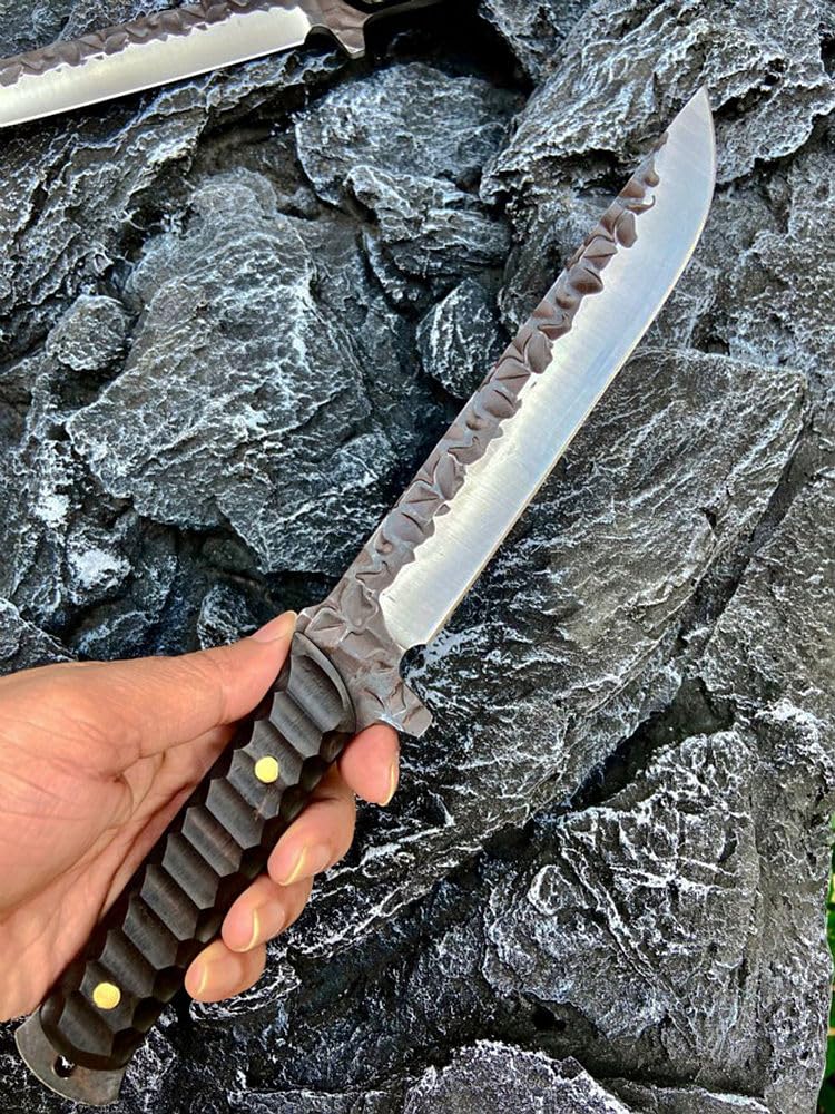 Generico TEERMA ZS2 Forgiatura integrata fixed blade Coltello multiuso, Utilizzato principalmente per campeggio, caccia, pesca, esplorazione della giungla, escursionismo（Consegna casuale degli stili）