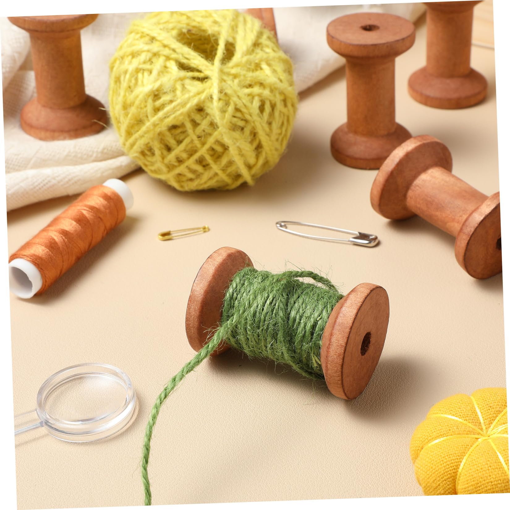 STOBOK 100pièces Spools Bois pour Fil à Broder Vides pour Couture Et Artisanat Support Pratique Bois