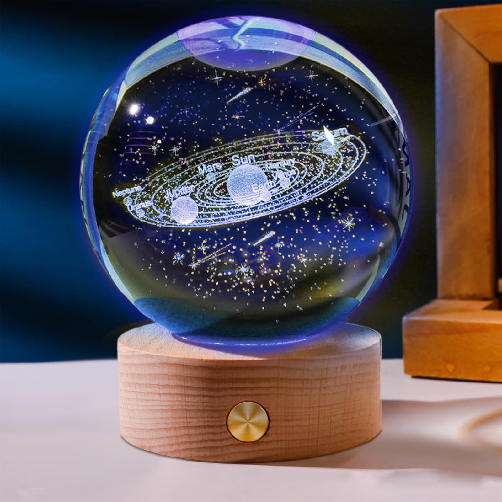 Lampada Notturna Sfera Di Cristallo 3D Sistema Solare Con Base In Legno - Luce Da Comodino Decorativa Per Camera Bambini E Regalo Compleanno (8 Cm, Modello 2/8)