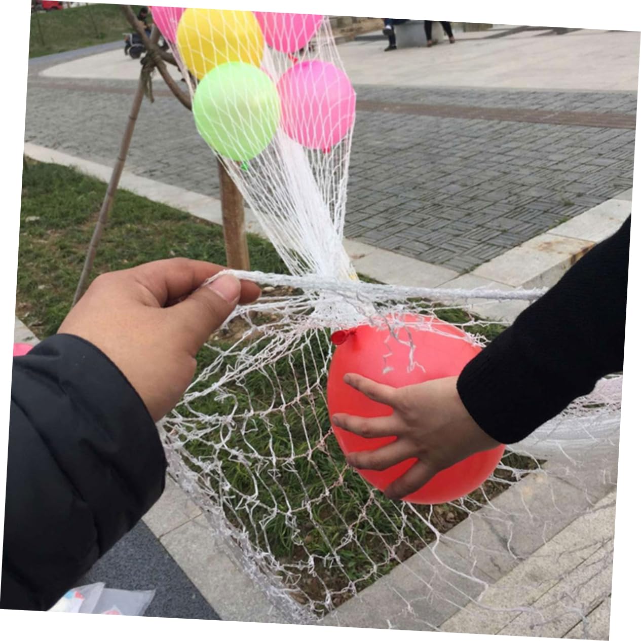 Wiederverwendbares Ballonaufstiegsnetz aus Kunststoff für Partys | Weißes Netzgewebe, Hält bis 1000 Ballons, Geeignet für Hochzeiten und Feierveranstaltungen