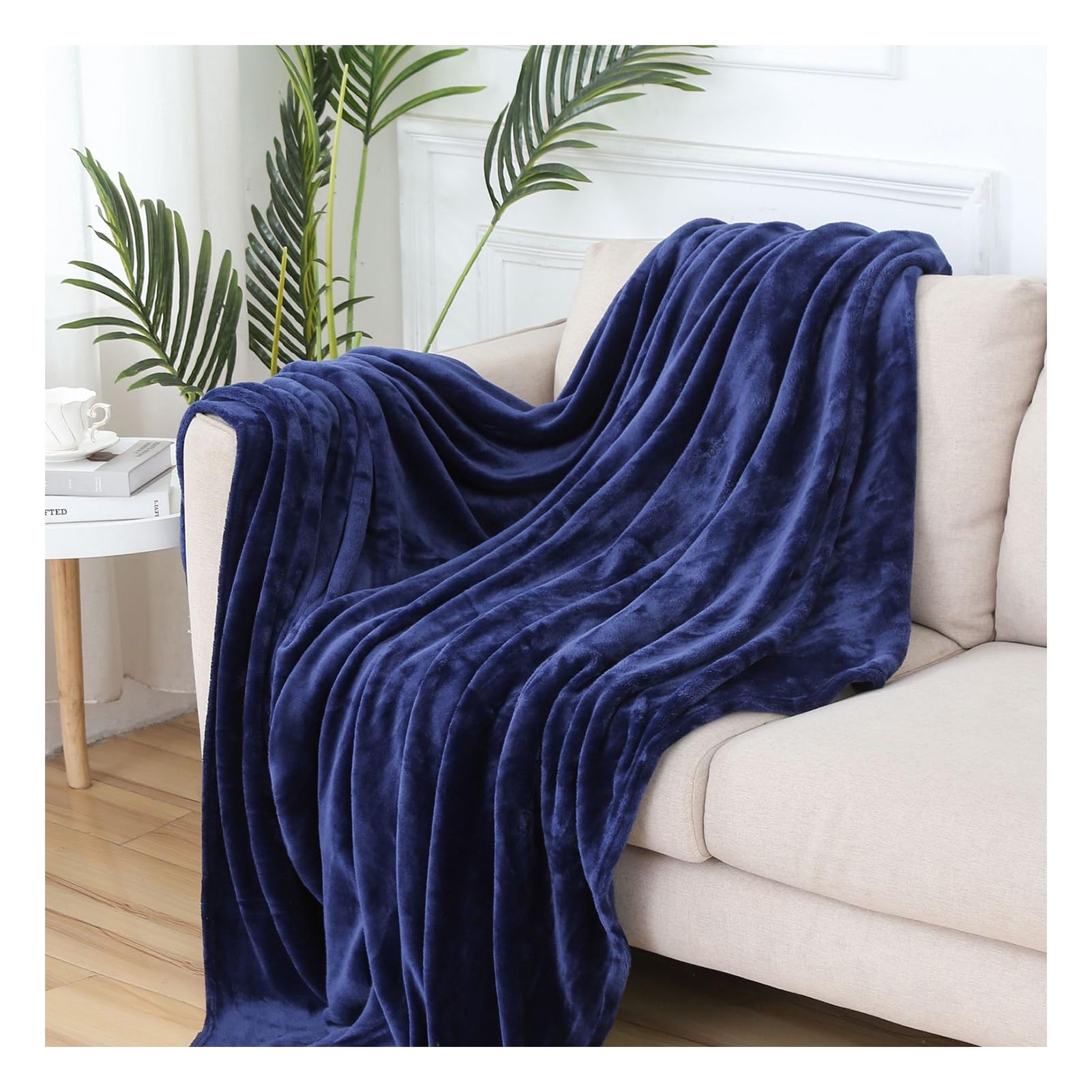 Amazon.com: LEAQU Thermal Regulating Blanket Coral Flannel Energy-efficient  Temperature Control Soft Fiber Moisture-Absorbing Breathable Hypoallergenic  All-Season Dark Blue A : Home u0026 Kitchen