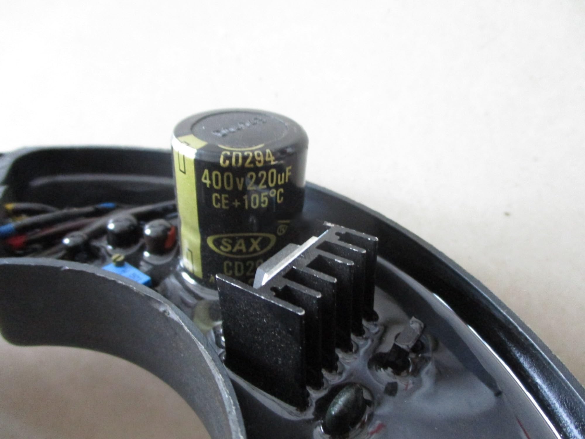 Spannungsregler kompatibel mit KT204DQ 3B Dreiphasen-8-Draht-AVR