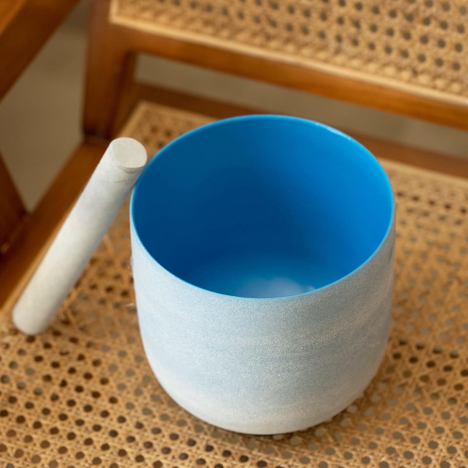KVKA 10 Inch 432Hz G Note Throat Chakra Blue Color Frosted Quartz Crystal Singing Bowl with Carrying Case for Sound Healing