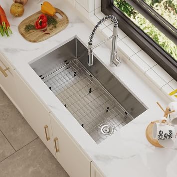 32 Inch Undermount Kitchen Sink, TECASA 18-gauge Stainless Steel Single Bowl Deep Basin Large Utility Sink with Grid and Strainer 32" x 18" x 10"