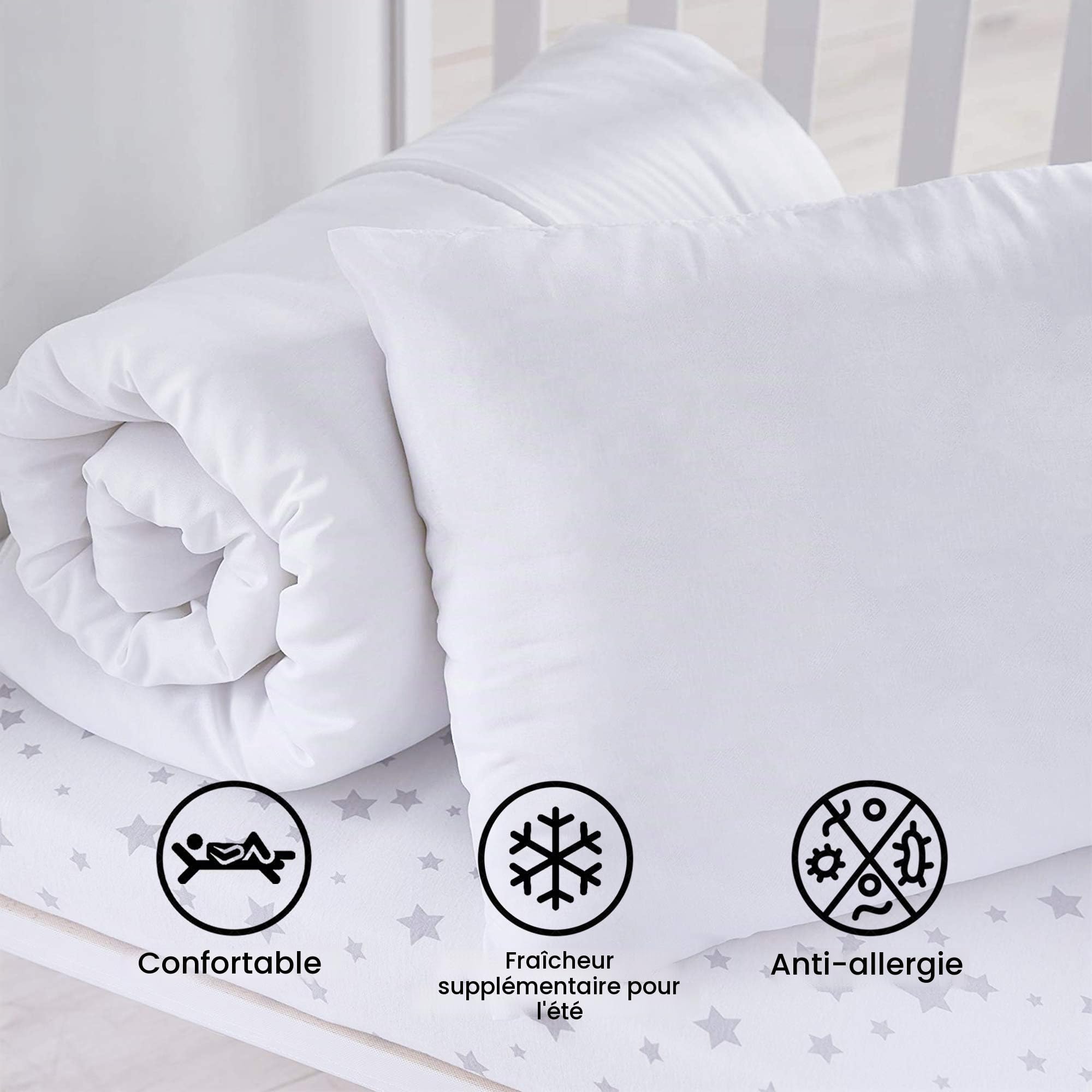 Parure de lit pour bébé avec housse de couette et taie d'oreiller hypoallergénique 4,5 tog ultra respirante (120 x 150 cm) Blanc