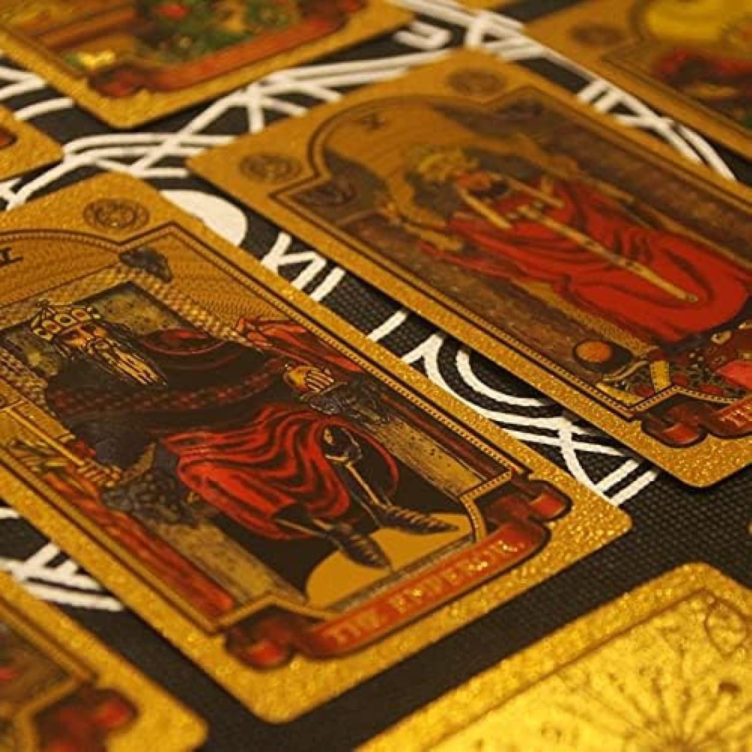Jeu De Tarot Classique avec Guide, Jeu De Cartes De Tarot De Luxe en Feuille D’Or Anti-Rides Imperméable en PVC pour Les Débutants Et Les Lecteurs Experts, Cartes De Tarot avec des Signific