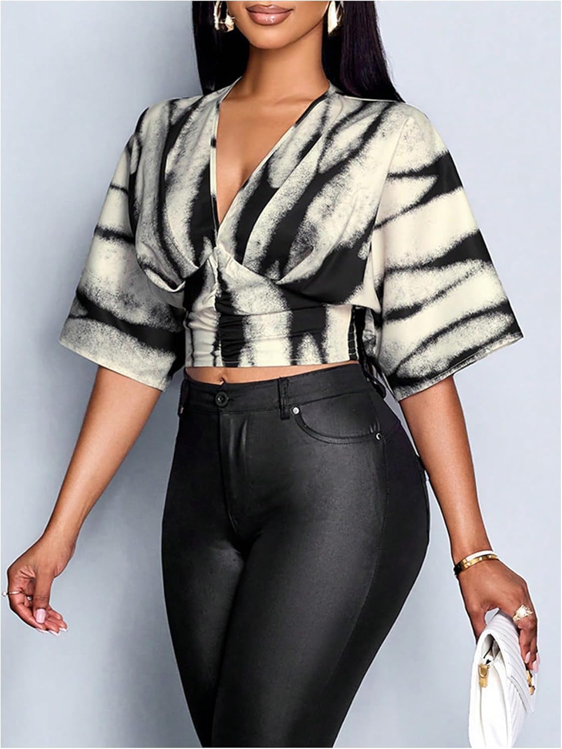 SOLY HUX Women's V Neck Half Sleeve Blouse Graphic Print Ruched Casual Summer Crop Tops - Image 3