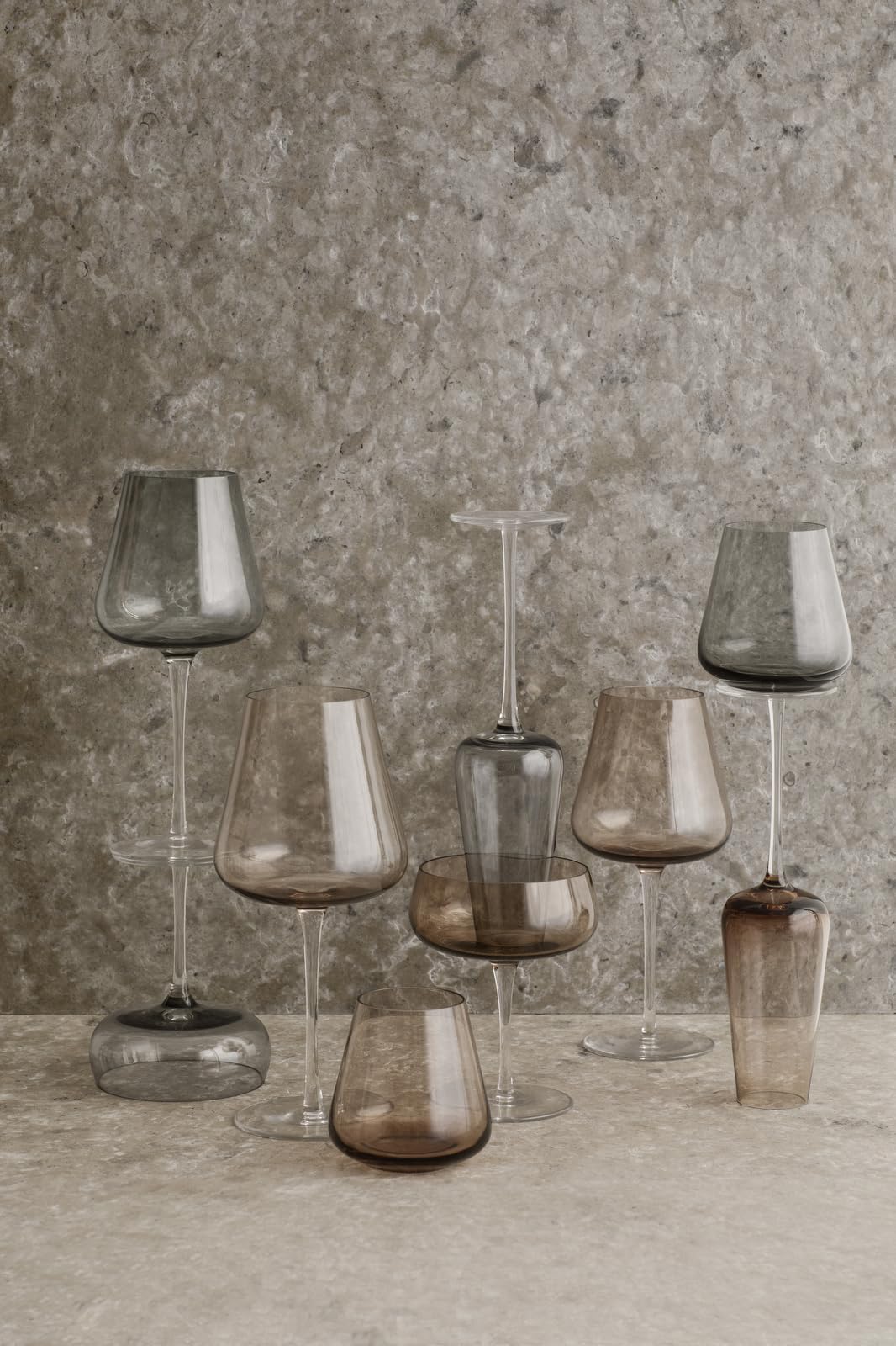 blomus Trinkgläser 4er Set -BELO- | Wassergläser aus Glas | Farbe Coffee | 250 ml Trinkbecher | Modernes Design | Spülmaschinengeeignet | Gläser Set