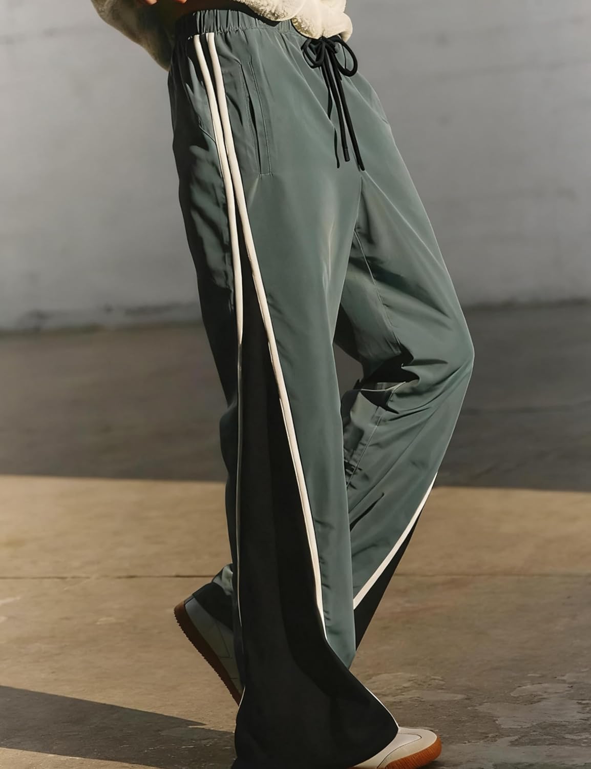 Women's Parachute Pants Y2K Elastic Drawstring Baggy Track Pants Jogger Sweatpants - Image 2