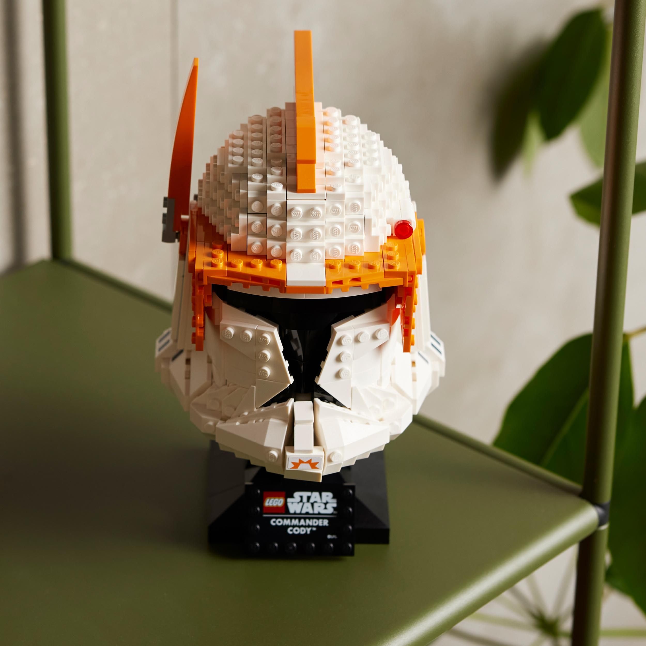 LEGO Star Wars Casco del Comandante Clon Cody, Manualidades para Adultos, Película Las Guerras Clon, Regalo Coleccionable, Decoración para Casa 75350