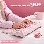 YUNZII B87 Mécanique sans fil QMK/VIA Logiciel personnalisé de jeu clavier, Gasket RGB Clavier avec Mignon MOA Casquettes,Reste de poignet,BT5.0/2.4G/USB-C NKRO pour Win/Mac (Pink, crème de cacao) V2 Interrupteur)