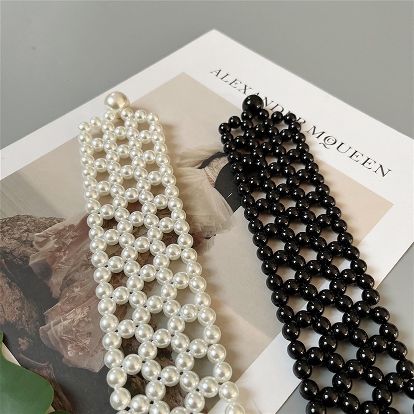 Women Elastic Vintage Pearl Belt Fashion White Pearl and  display picture 1