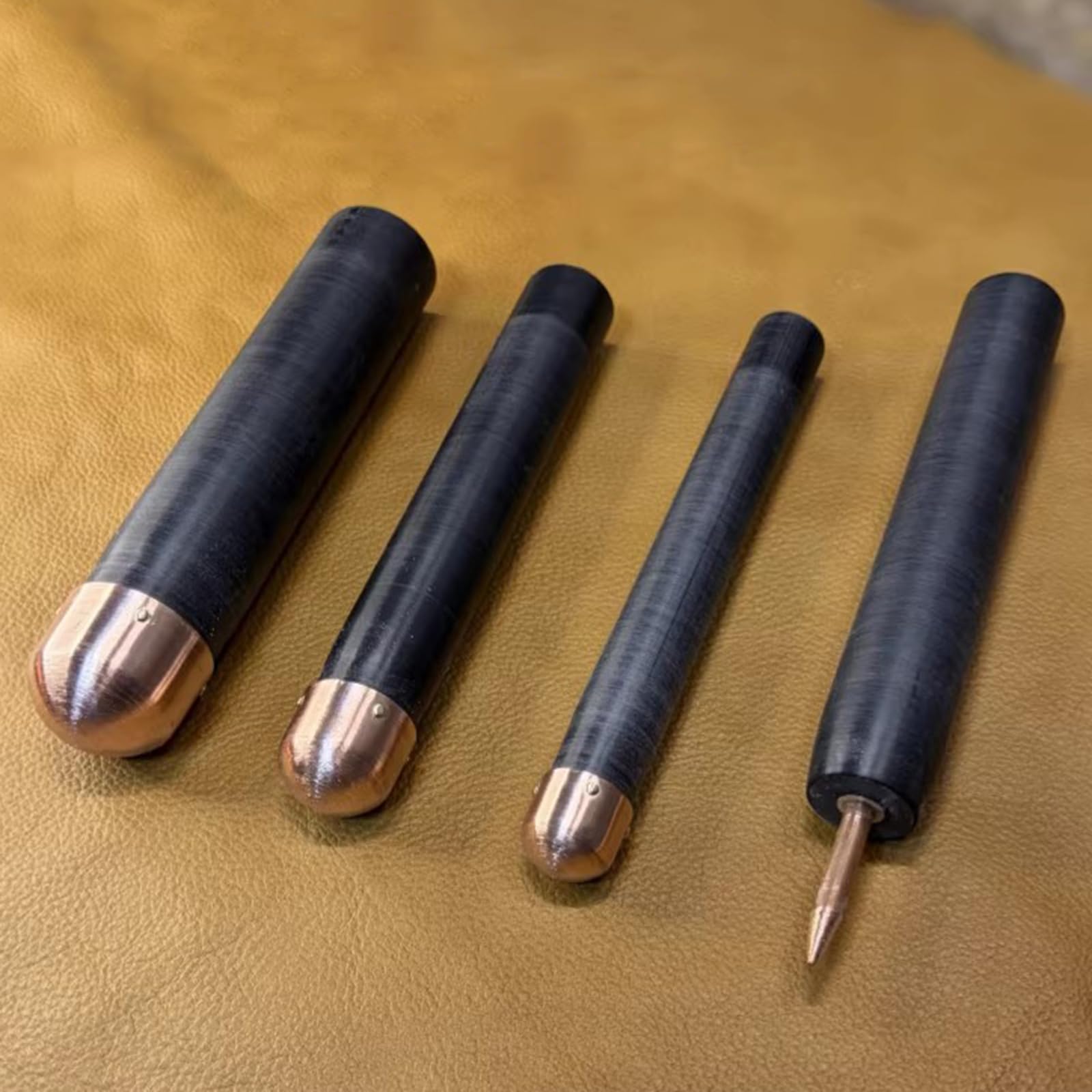 Kit di strumenti per la pulizia della pietra focaia, include un flaker a pressione e bastoncini di rame per lavori artigianali e smussati, ideale per principianti e professionisti