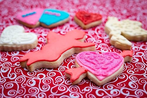 Miniatura 4 de R  M Internacional en caja regalo Set de Halloween cortadores de galletas formas y con gráficos clásicoel juego incluye seis cortadores de galletas