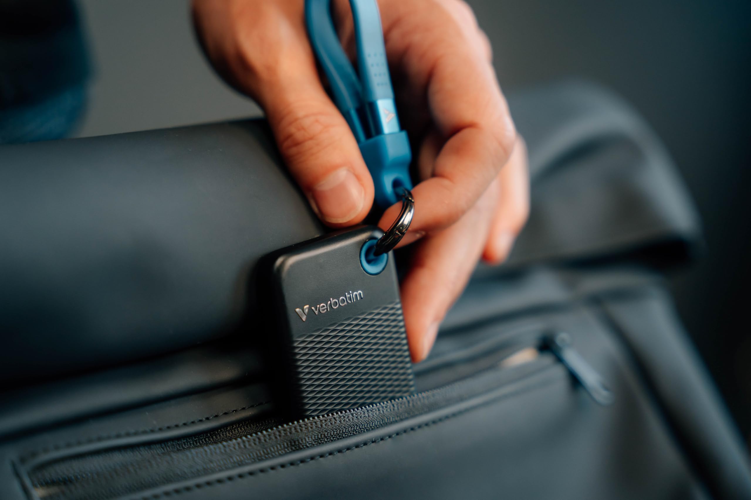 Amazon | Verbatim Pocket SSD 1TB (外付けNVMe SSD、USB 3.2 Gen 2