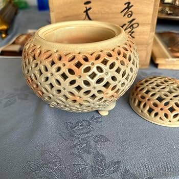 Amazon.co.jp: 萩焼 青龍山 古谷開真 作 香炉 共箱 床の間