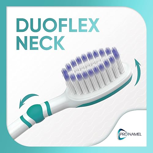 Miniatura 2 de Sensodyne Pronamel Cepillo de dientes mediano, proporciona protección de esmalte dental y limpia mejor con menos presión, 4 unidades