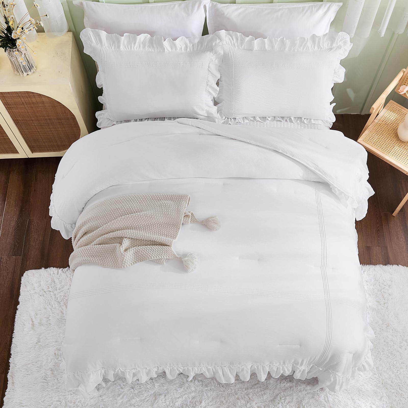 Dintszyayue White Ruffle Comforter Set Queen Size,3 Pieces Microfiber ...