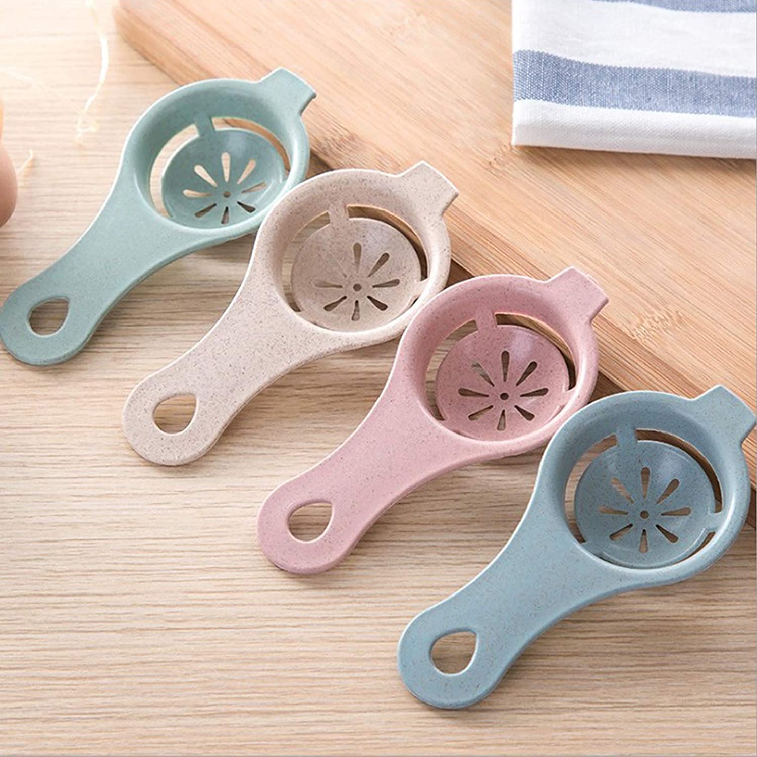 NAIDEV 3 PCs Egg Separator Egg Yolk Protein Separator Egg Funnel Spoon Sieve Kitchen Gadgets Size 13 cm (Random Color) (3) 3