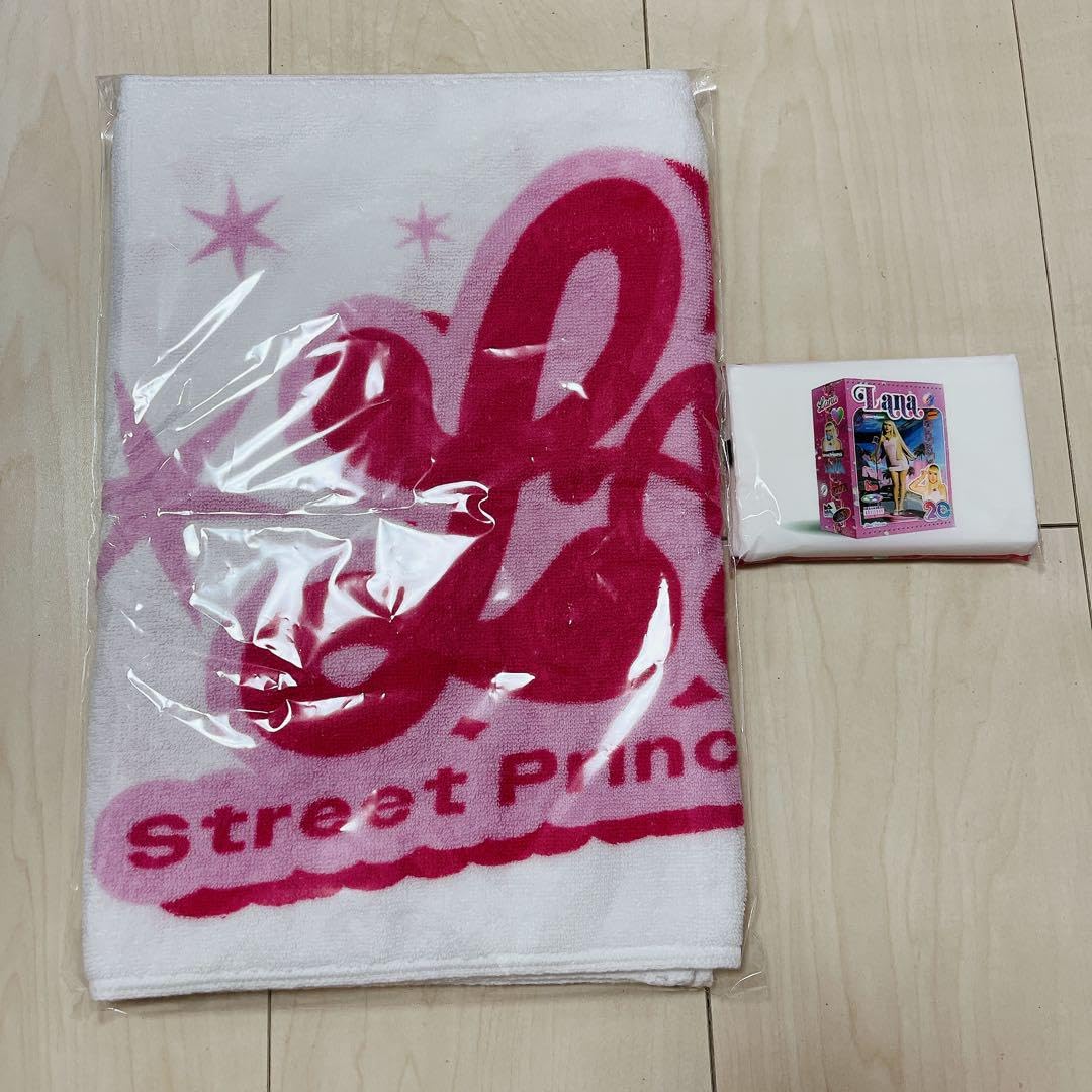 Amazon.co.jp: LANA ラナ ライブ グッズ タオル おまけ : おもちゃ