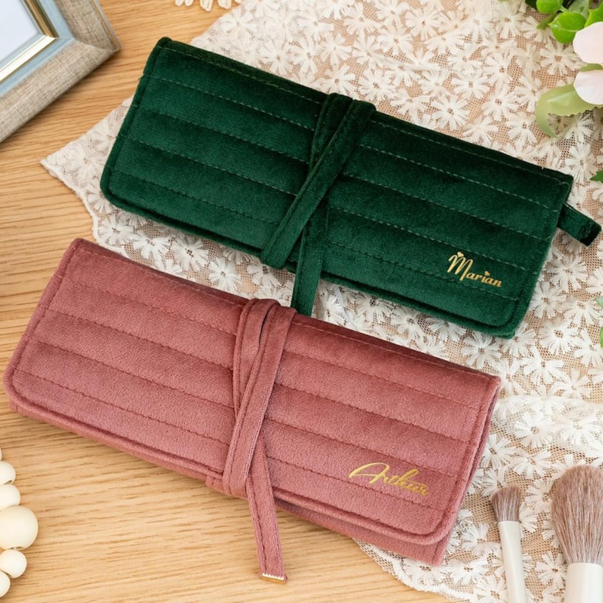 Rouleau de bijoux en velours personnalisé, pochette à bijoux de voyage, accessoire de voyage, porte-bijoux personnalisé (vert)