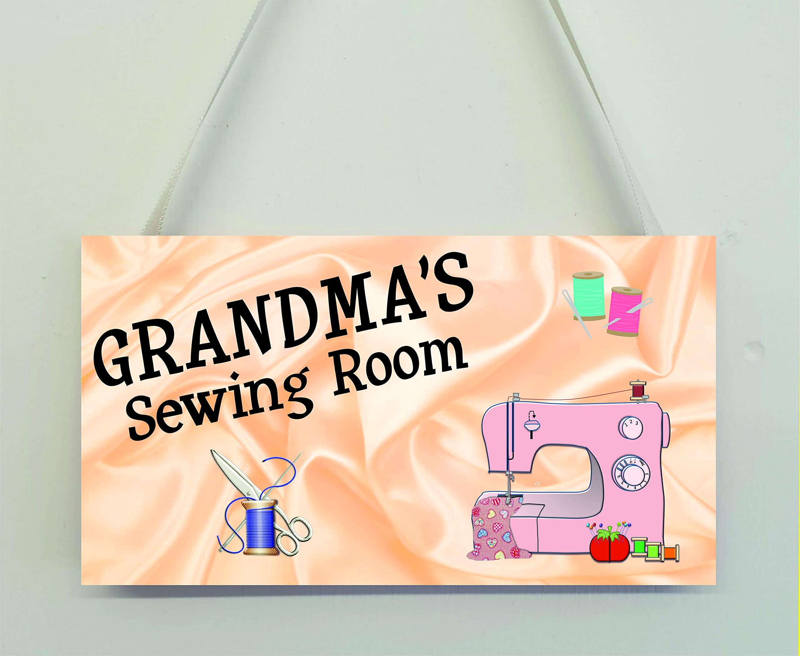 Decalarama Fun Grandma Sewing Room Sign - Personalised Plaque Gift For Her - Sewing Machine Craft Knitting – Novelty Birthday Gift Present